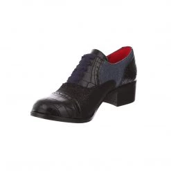 Bed Of Roses By Irregular Choice Everything Hoxton